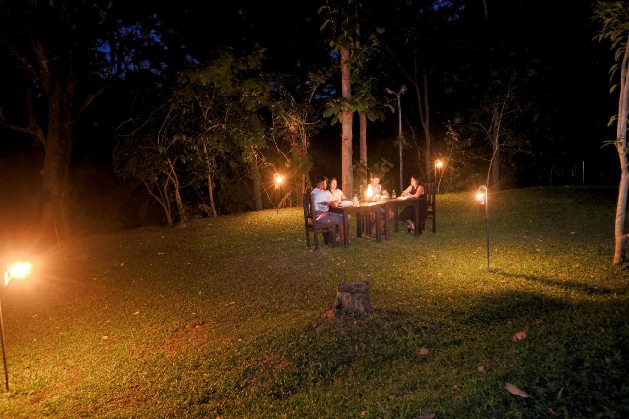 The Mastodon Valley Safari Resort Udawalawe Exterior foto