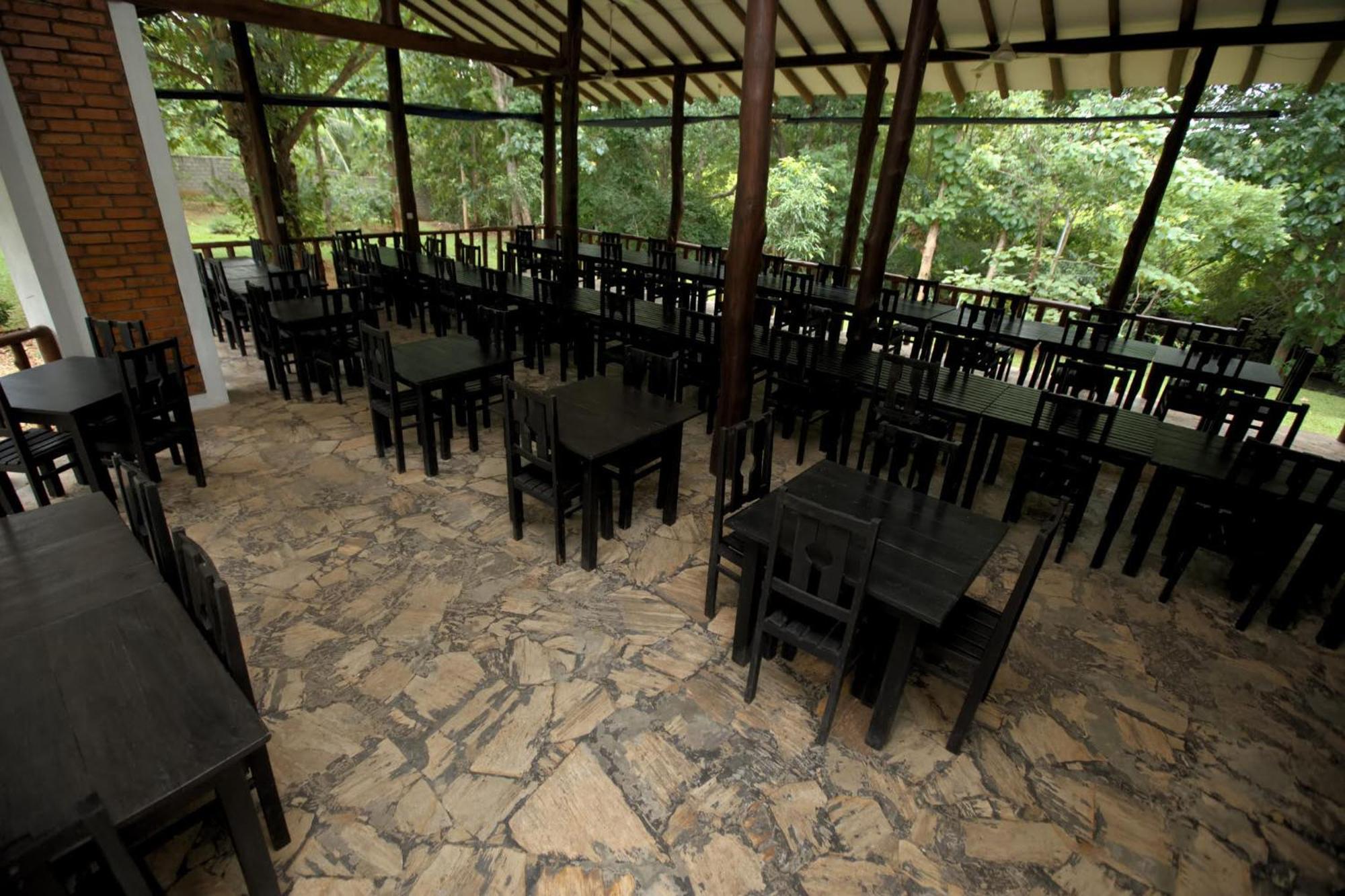 The Mastodon Valley Safari Resort Udawalawe Exterior foto